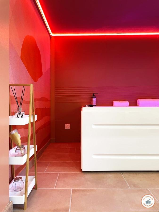 L'Orient-Express - Jacuzzi Spa - Parking - Loft Hawr Zewnętrze zdjęcie