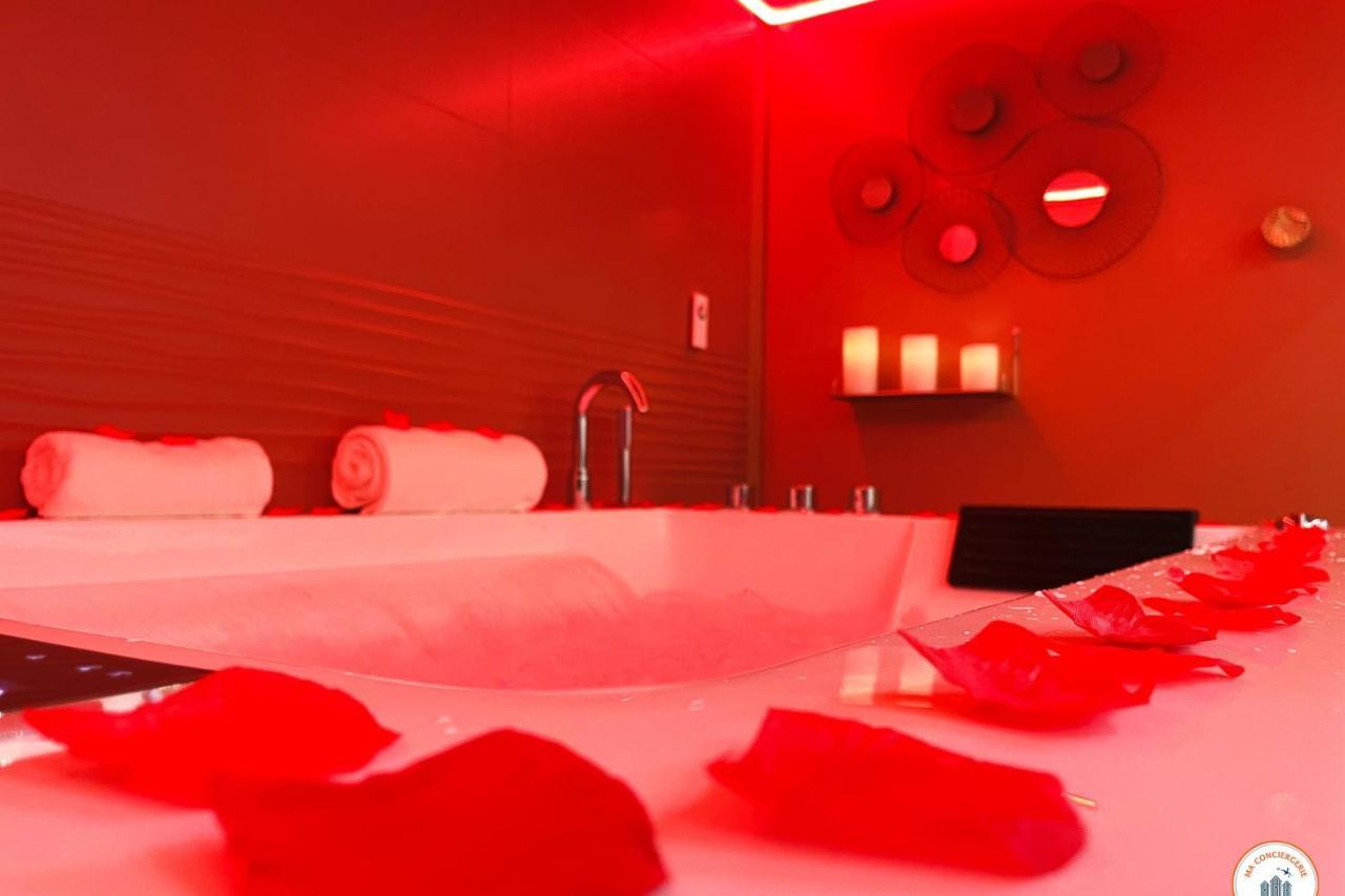 L'Orient-Express - Jacuzzi Spa - Parking - Loft Hawr Zewnętrze zdjęcie