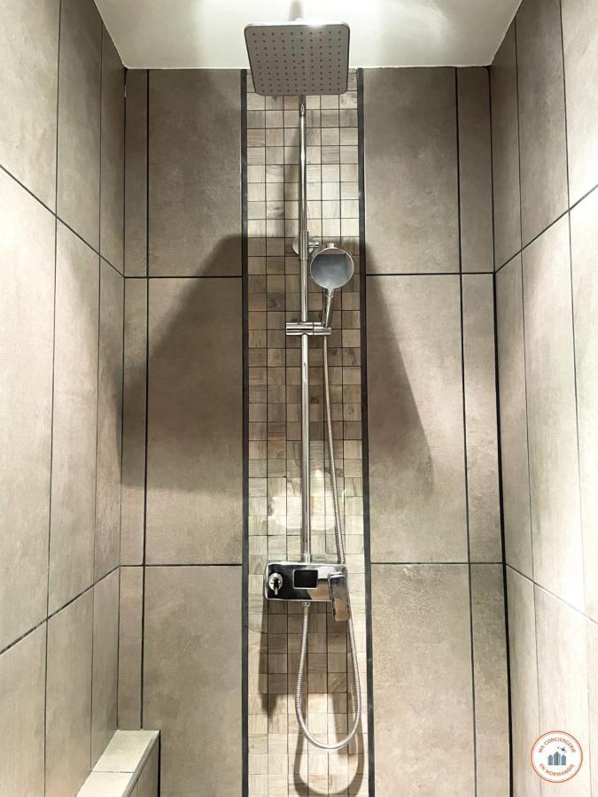 L'Orient-Express - Jacuzzi Spa - Parking - Loft Hawr Zewnętrze zdjęcie
